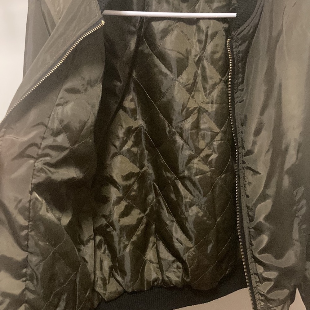 Olive green bomber jacket - Picture 7 of 8